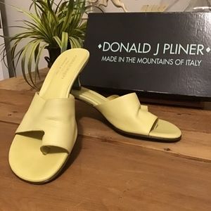Donald J. Pliner Valore sandal